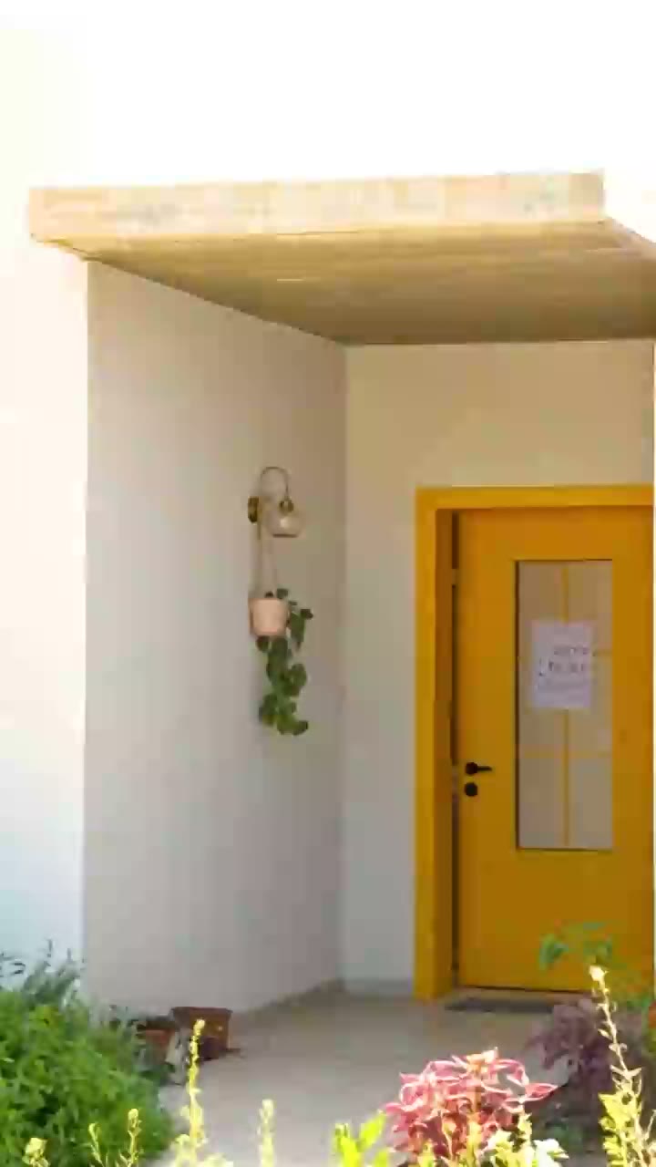 פריים מתוך סרטון